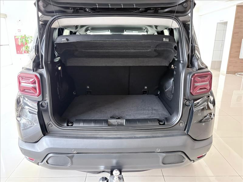  RENEGADE  1.3 T270 Turbo Longitude 14