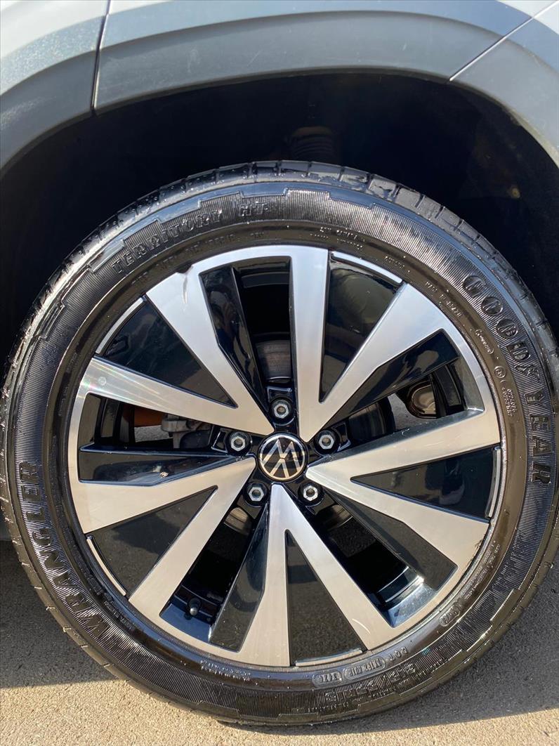 TAOS  1.4 250 TSI Highline 