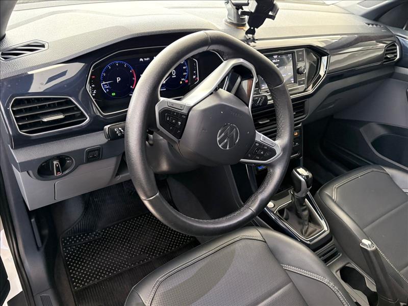  T-CROSS  1.0 200 TSI Comfortline 11