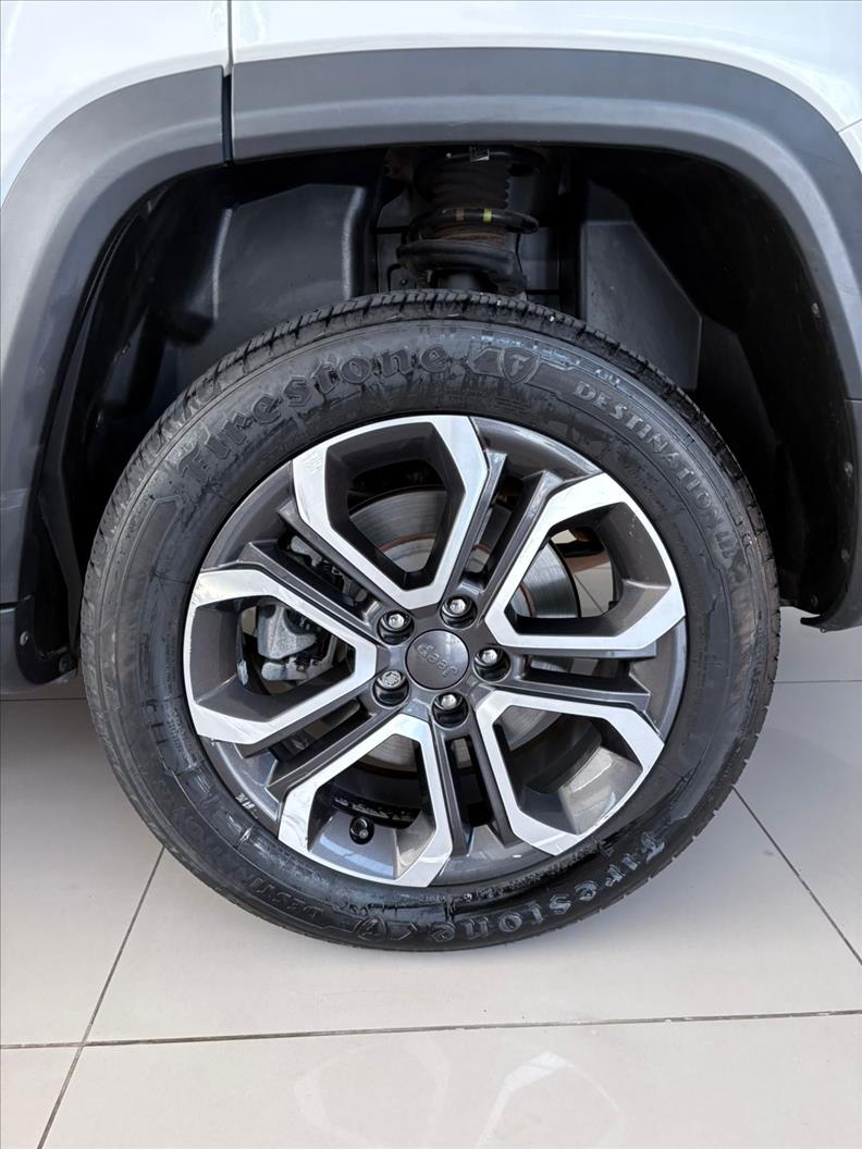  COMMANDER  2.0 Td380 Turbo Limited 17