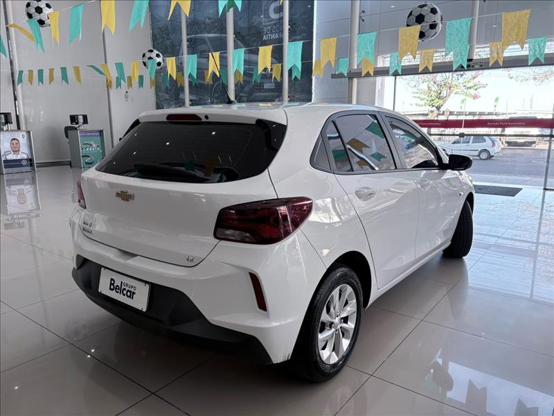  ONIX  1.0 LT 1