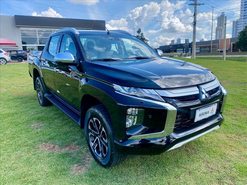  L200 TRITON  2.4 16V Turbo Sport Hpe-s CD 4X4 