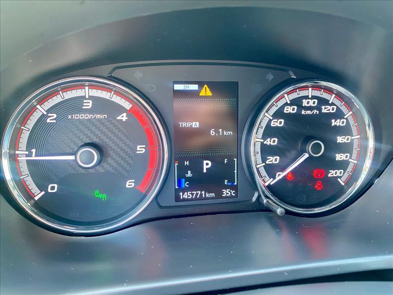  L200 TRITON  2.4 16V Turbo Sport Hpe-s CD 4X4 12