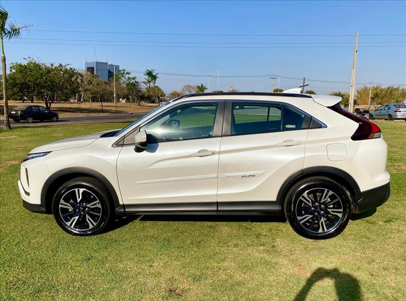  ECLIPSE CROSS  1.5 Mivec Turbo GLS 4
