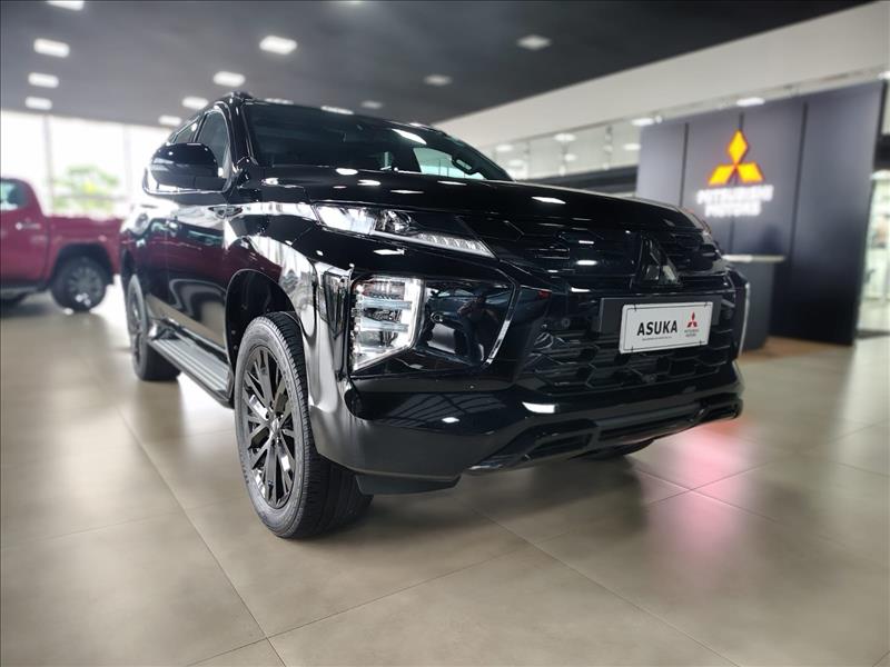  PAJERO SPORT  2.4 16V Mivec Turbo Legend Black AWD 0