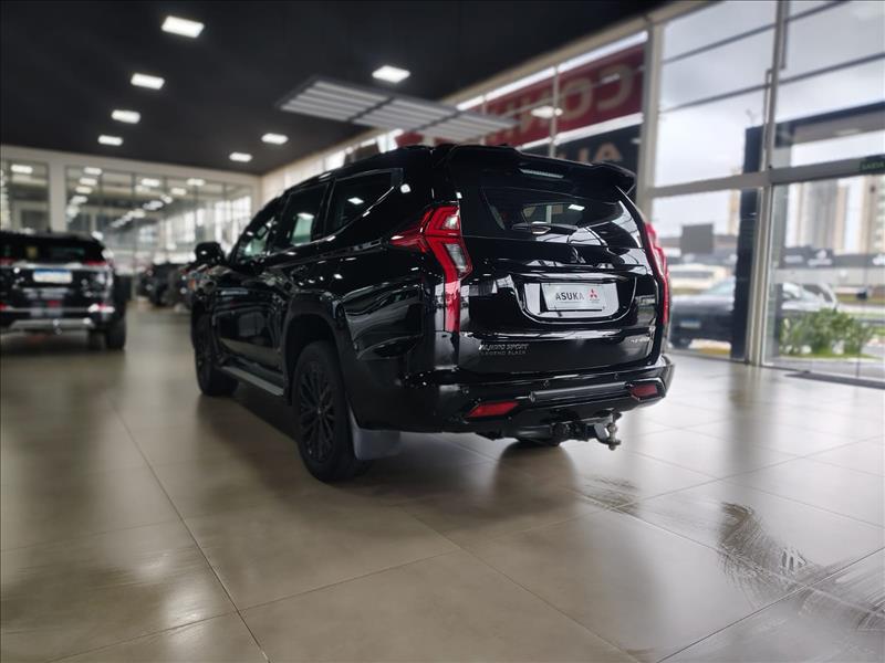  PAJERO SPORT  2.4 16V Mivec Turbo Legend Black AWD 3
