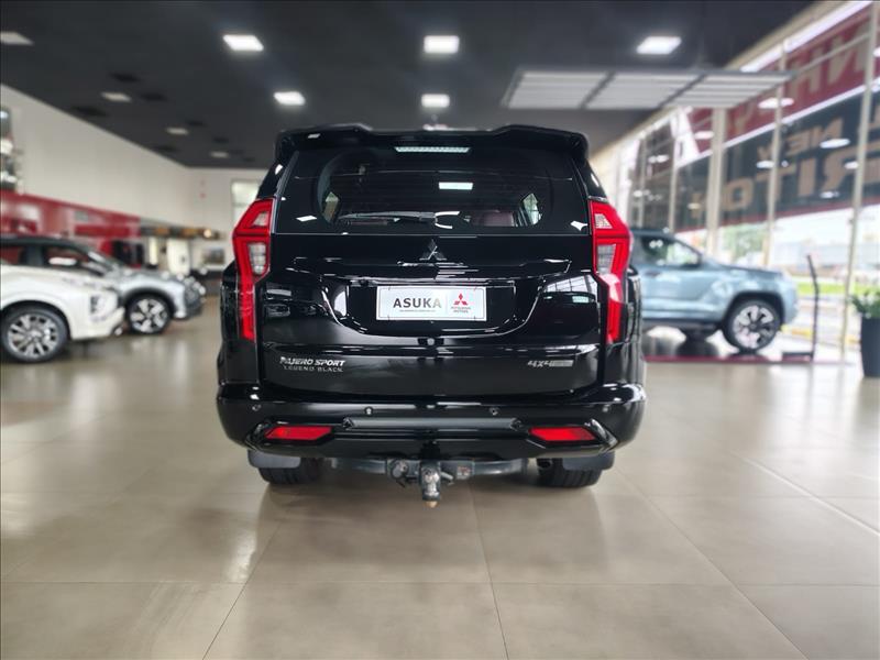  PAJERO SPORT  2.4 16V Mivec Turbo Legend Black AWD 2