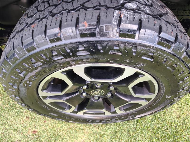  HILUX  2.8 D-4d Turbo CD SRV 4X4 13