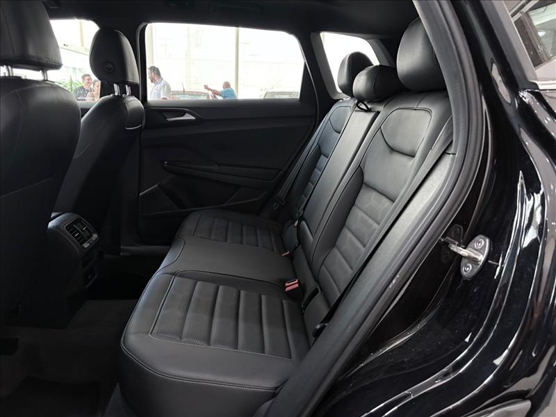  TAOS  1.4 250 TSI Highline 9