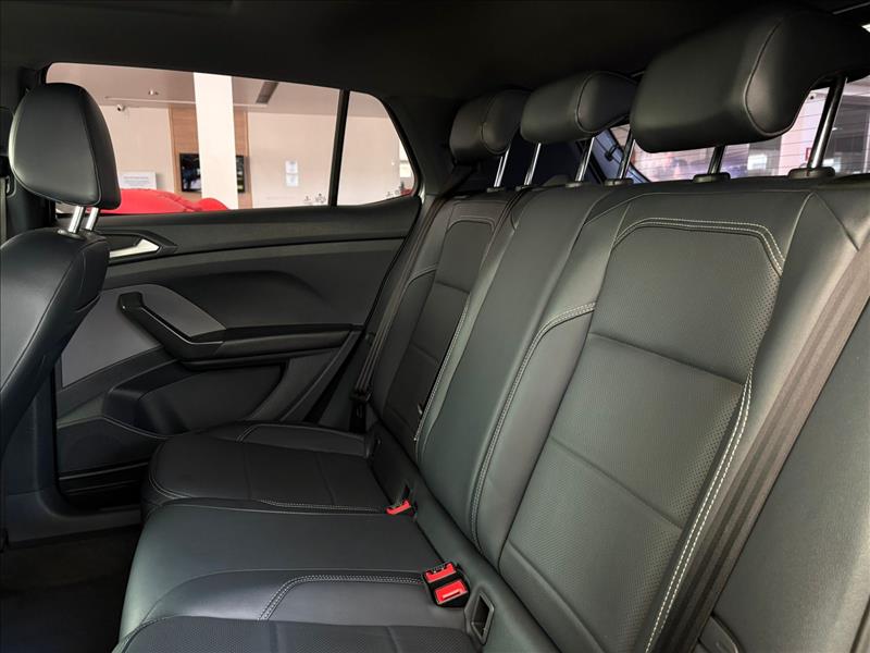  T-CROSS  1.0 200 TSI Comfortline 9