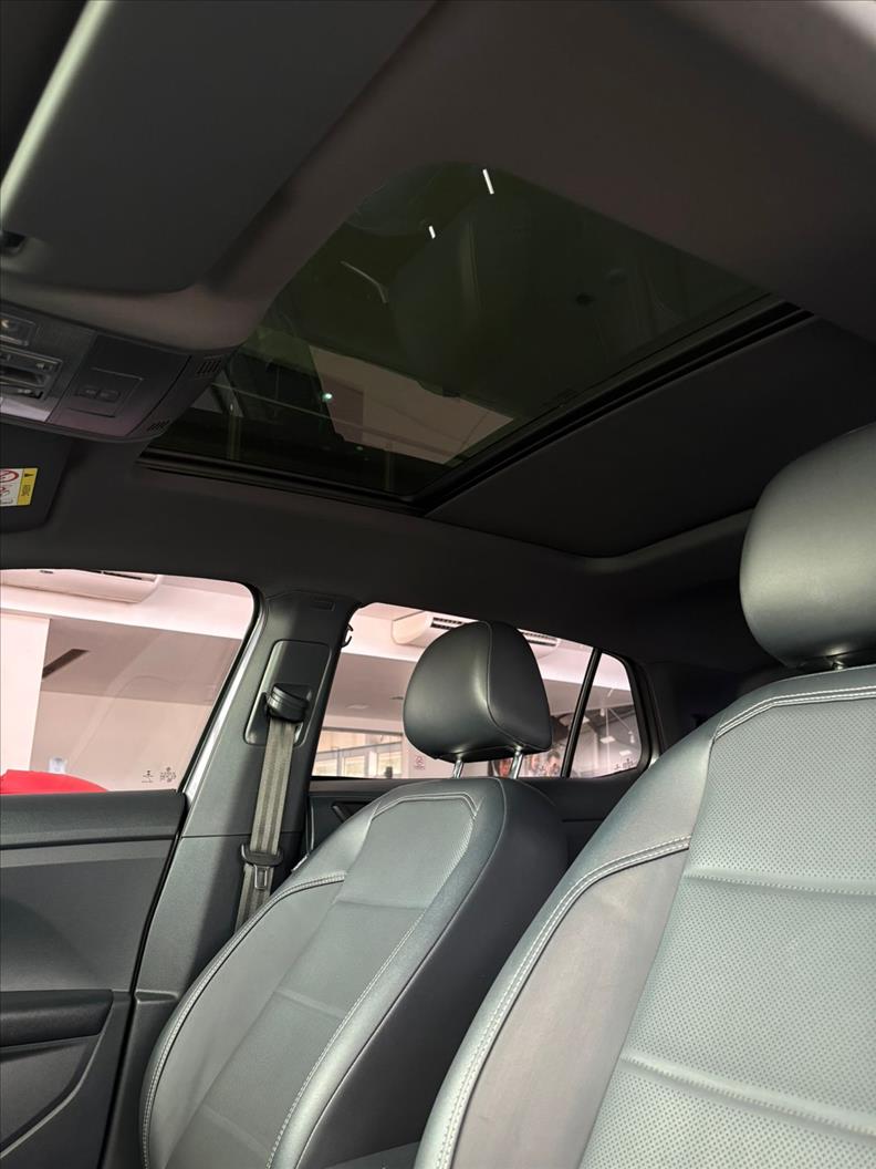  T-CROSS  1.0 200 TSI Comfortline 10