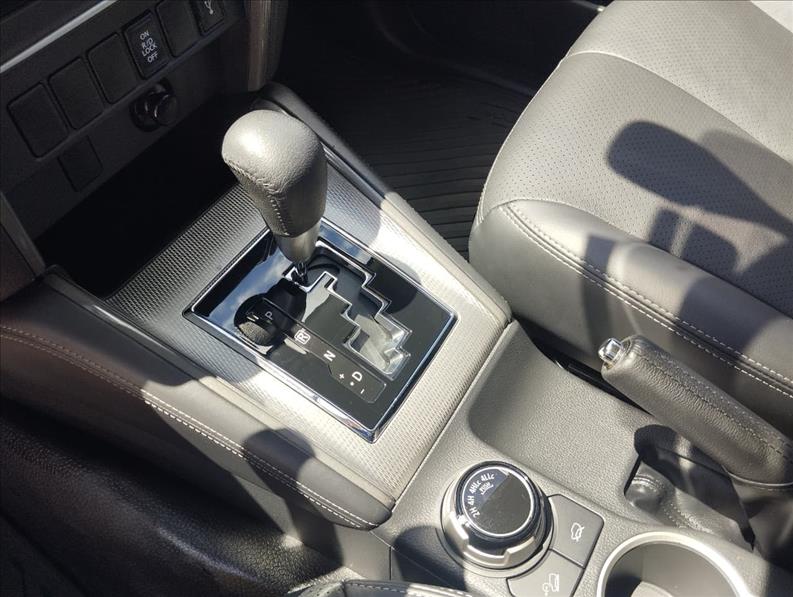  L200 TRITON  2.4 16V Turbo Sport Savana CD 4X4 9