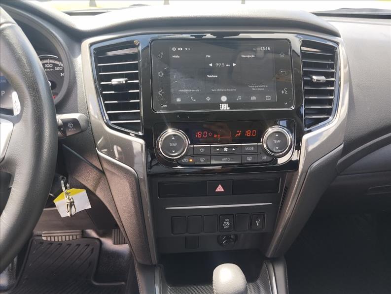  L200 TRITON  2.4 16V Turbo Sport Savana CD 4X4 11