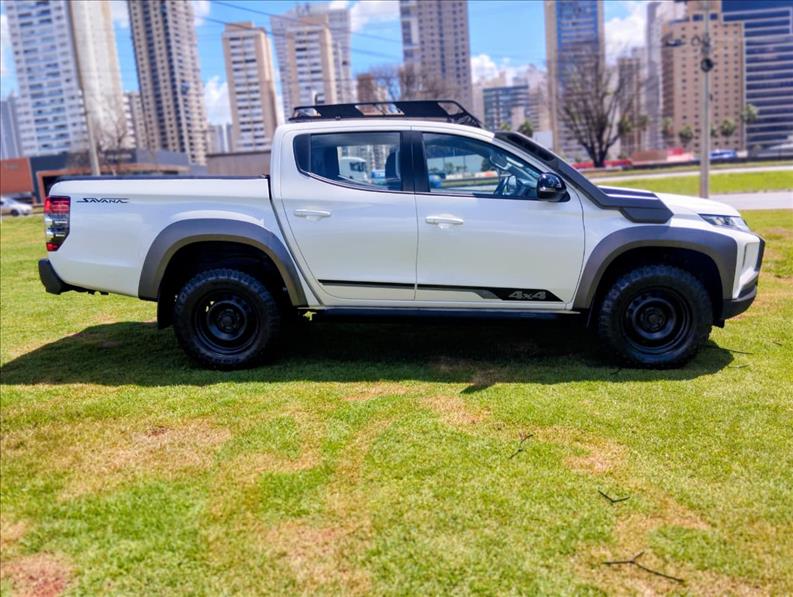  L200 TRITON  2.4 16V Turbo Sport Savana CD 4X4 1