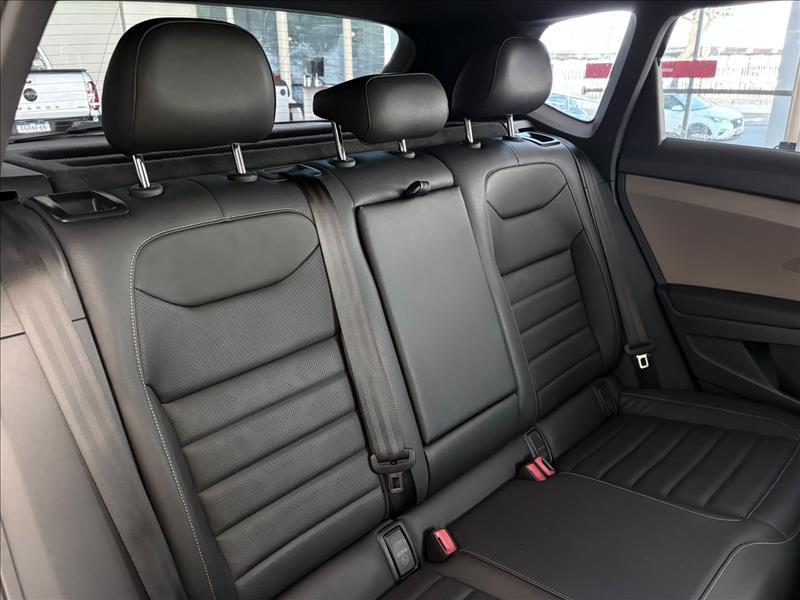  TAOS  1.4 250 TSI Highline 7