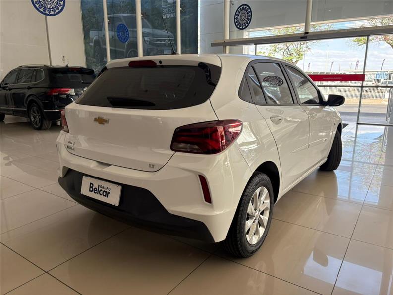 ONIX  1.0 LT 