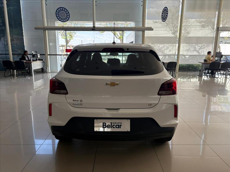  ONIX  1.0 LT 