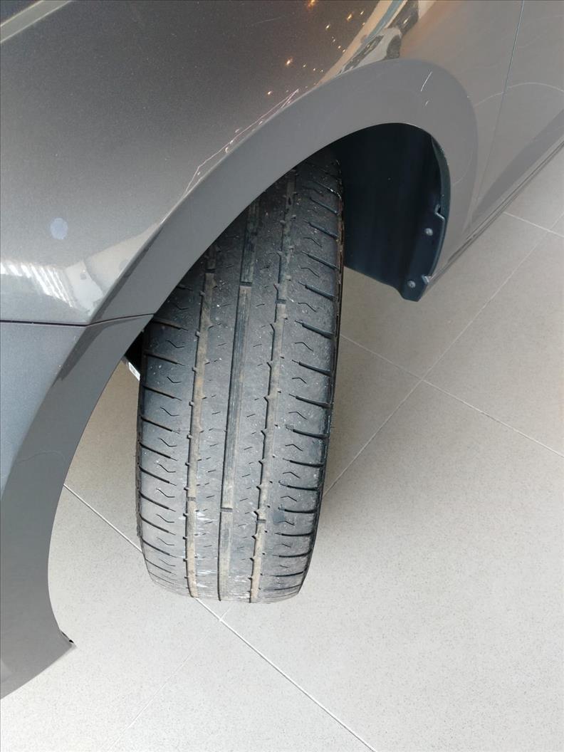  VIRTUS  1.0 200 TSI Comfortline 16