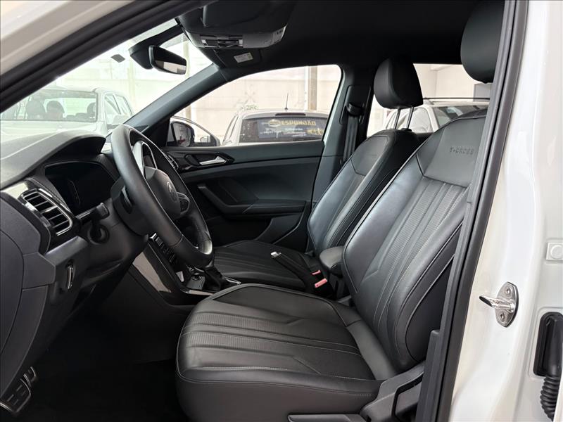  T-CROSS  1.4 250 TSI Highline 8