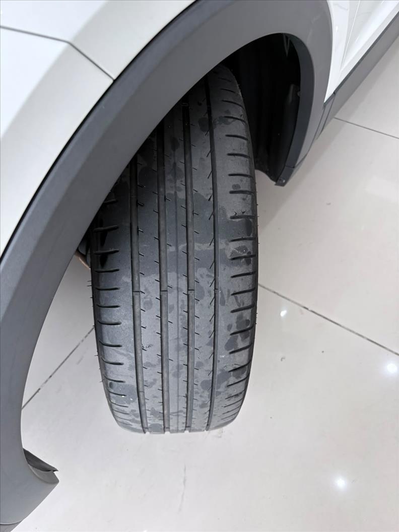  T-CROSS  1.4 250 TSI Highline 15