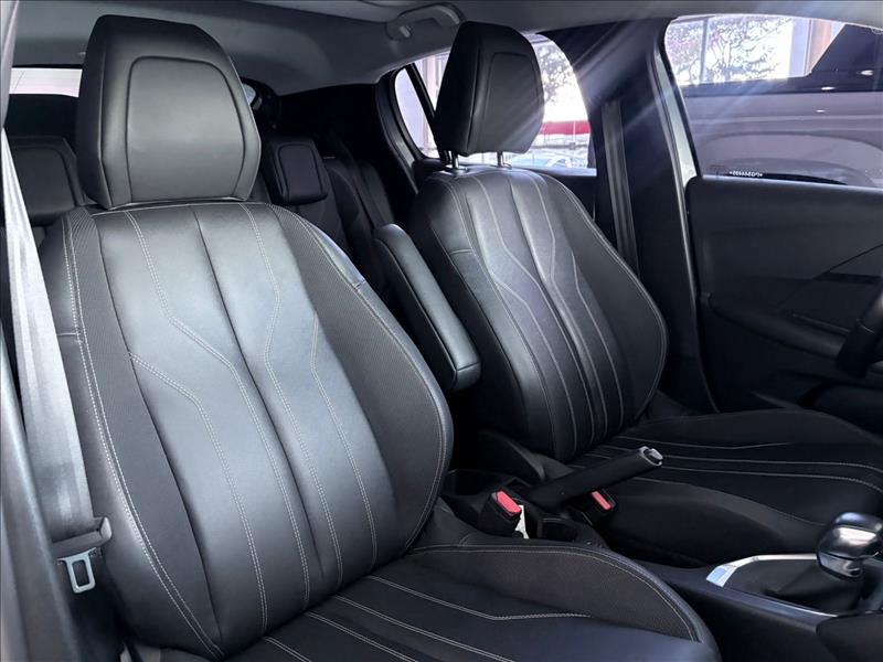  208  1.6 16V Griffe 6