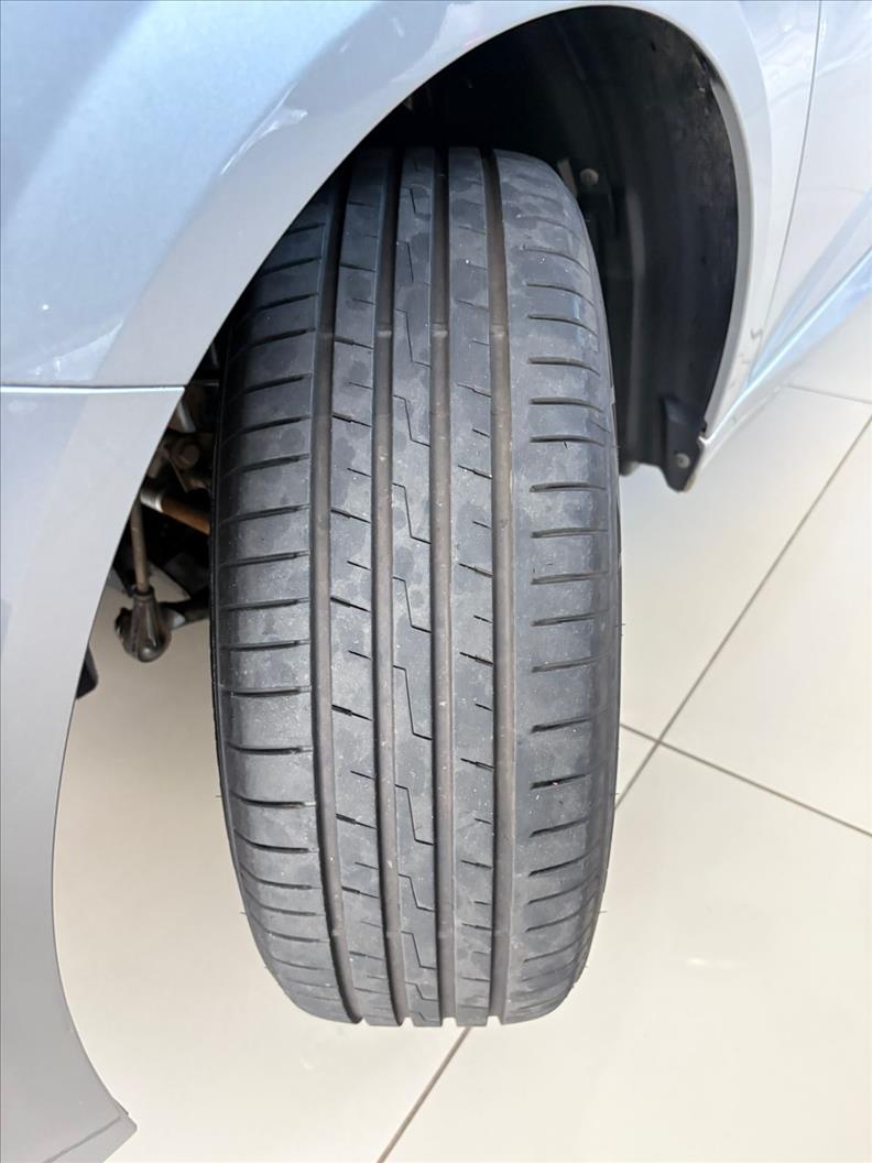  208  1.6 16V Griffe 17