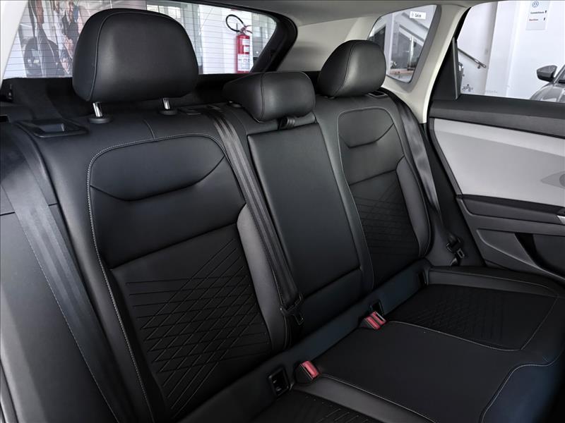  TAOS  1.4 250 TSI Comfortline 7