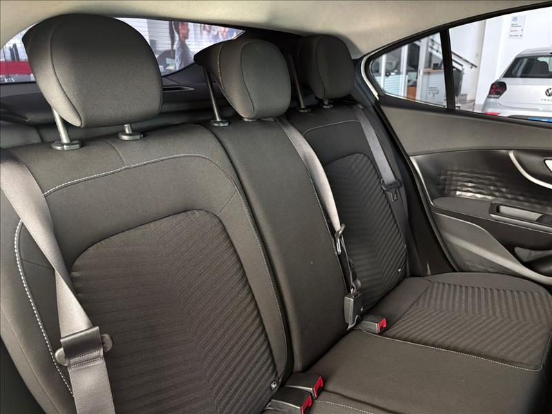  FASTBACK  1.0 Turbo 200 Audace 7