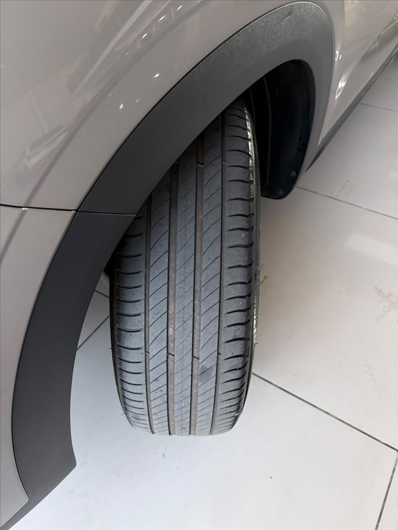 CRETA  1.0 Tgdi Platinum 16