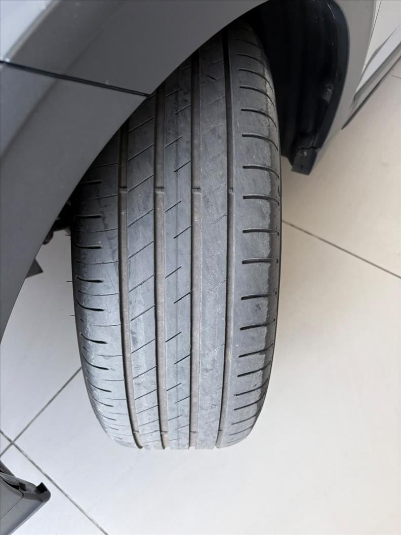  NIVUS  1.0 200 TSI Highline 15