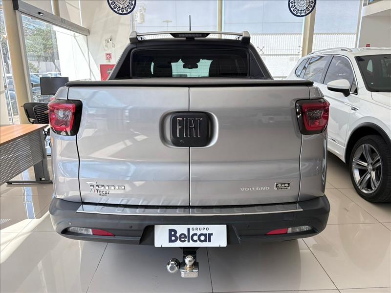  TORO  2.0 16V Turbo Volcano 4WD 2