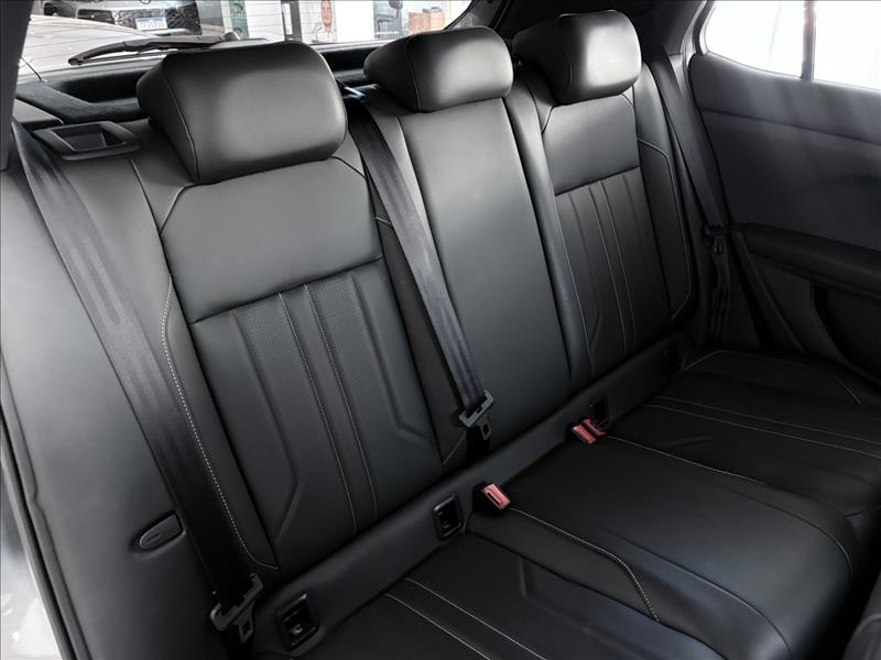  T-CROSS  1.4 250 TSI Highline 7