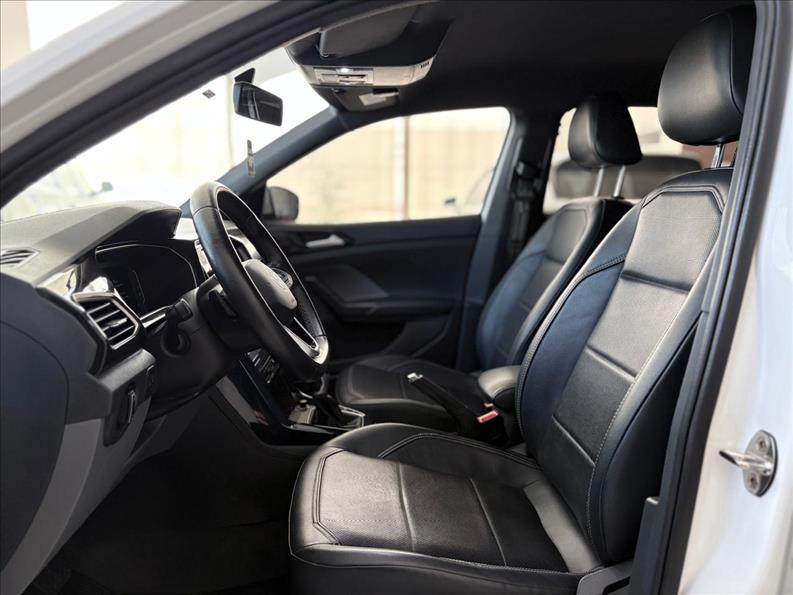  T-CROSS  1.0 200 TSI Comfortline 8