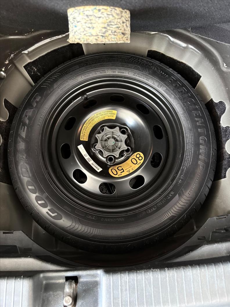  T-CROSS  1.0 200 TSI Sense 15
