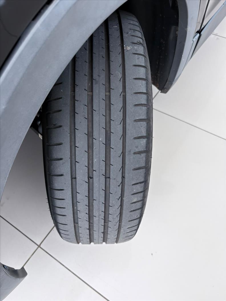  T-CROSS  1.0 200 TSI Sense 16