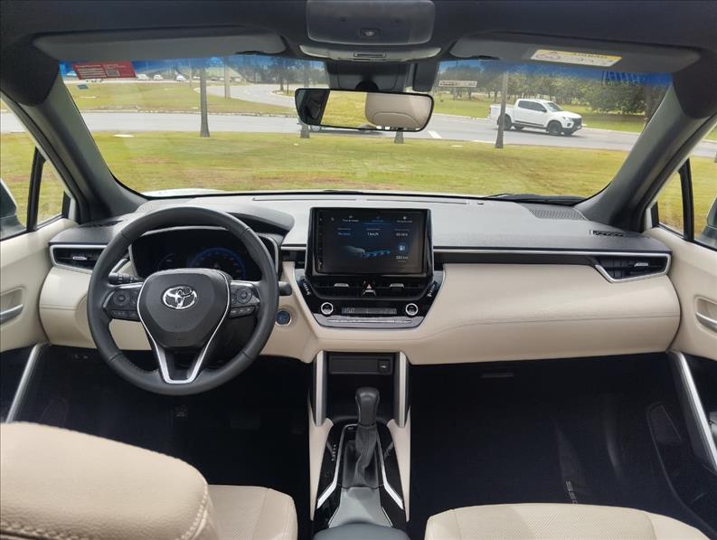  COROLLA CROSS  1.8 VVT-I Hybrid XRX 9