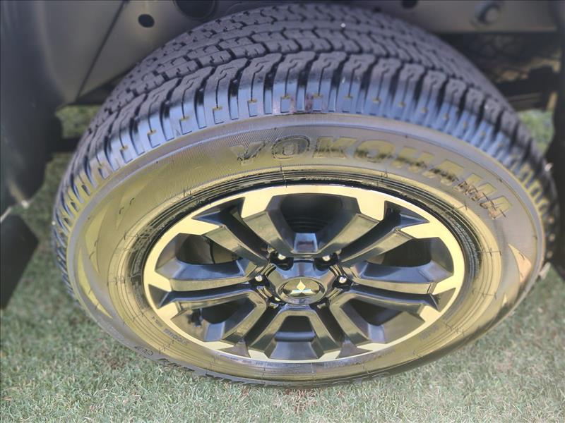  L200 TRITON  2.4 16V Turbo Sport HPE CD 4X4 14