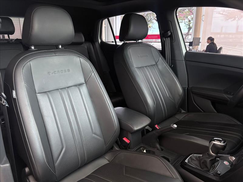  T-CROSS  1.4 250 TSI Highline 6