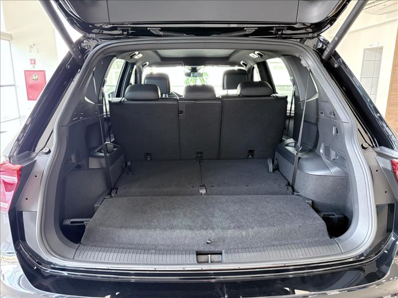  TIGUAN  2.0 300 TSI Allspace R-line 15