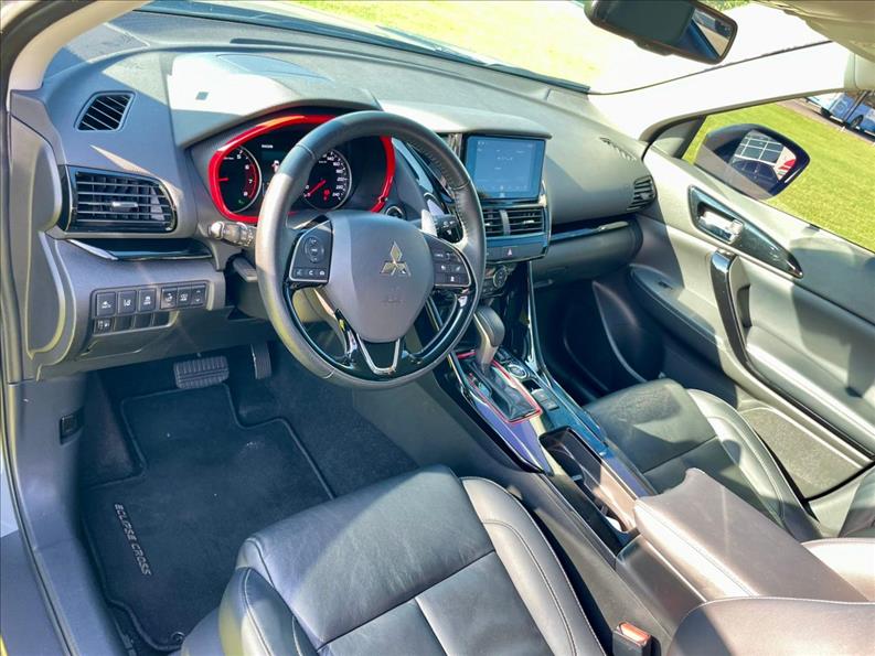  ECLIPSE CROSS  1.5 Mivec Turbo Hpe-s S-awc 10