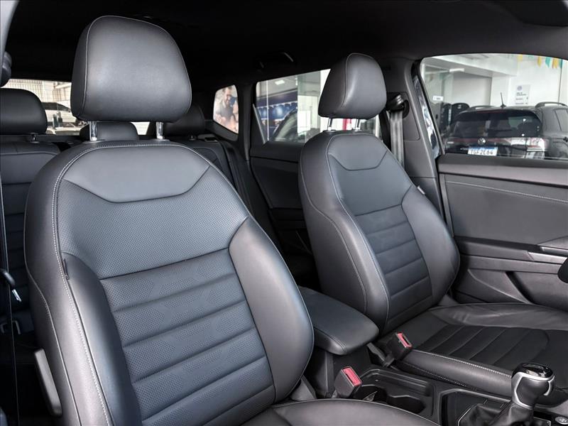  TAOS  1.4 250 TSI Highline 6