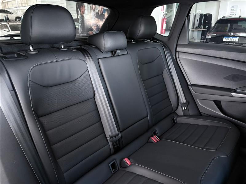  TAOS  1.4 250 TSI Highline 7