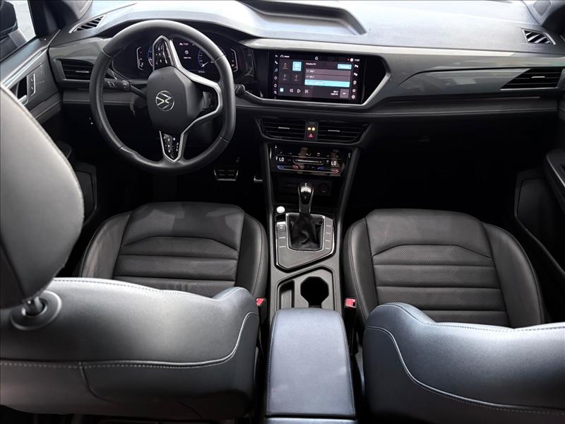  TAOS  1.4 250 TSI Highline 10