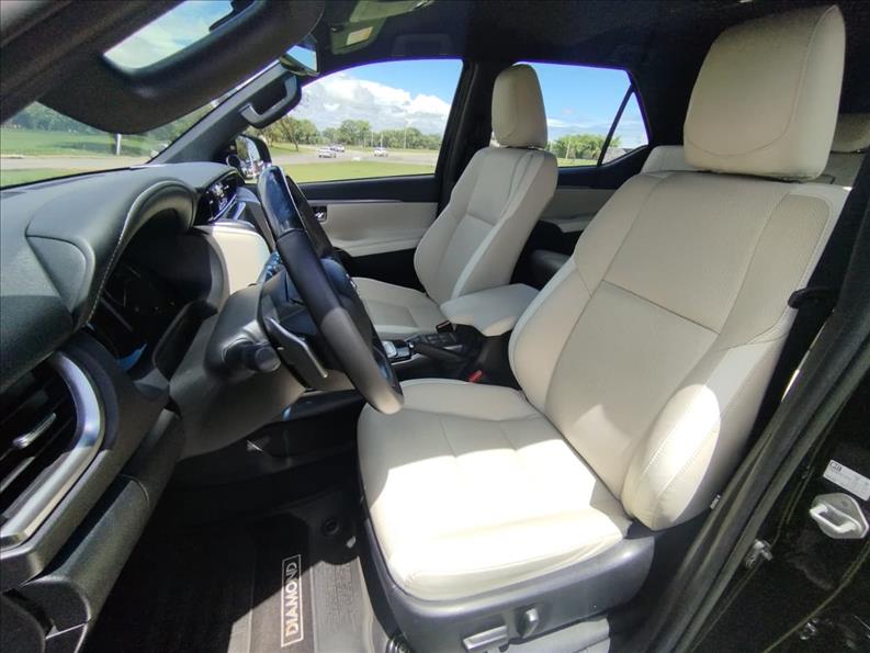  HILUX SW4  2.8 D-4d Turbo Diamond 7L 4X4 6