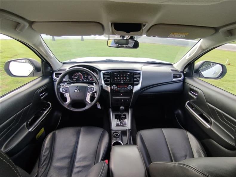  L200 TRITON  2.4 16V Turbo Sport HPE CD 4X4 8