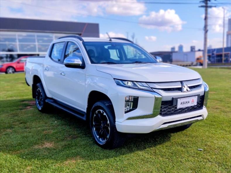  L200 TRITON  2.4 16V Turbo Sport HPE CD 4X4 