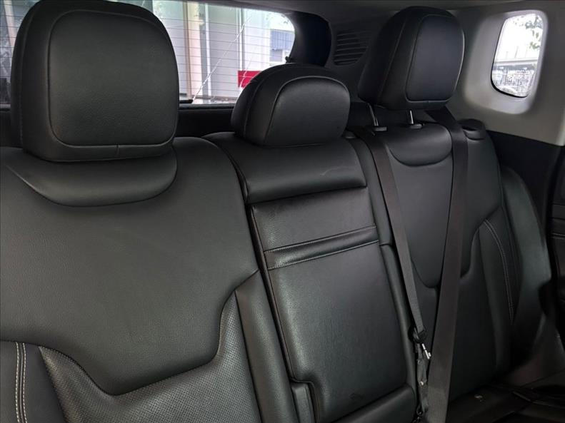  COMPASS  1.3 T270 Turbo Longitude 7