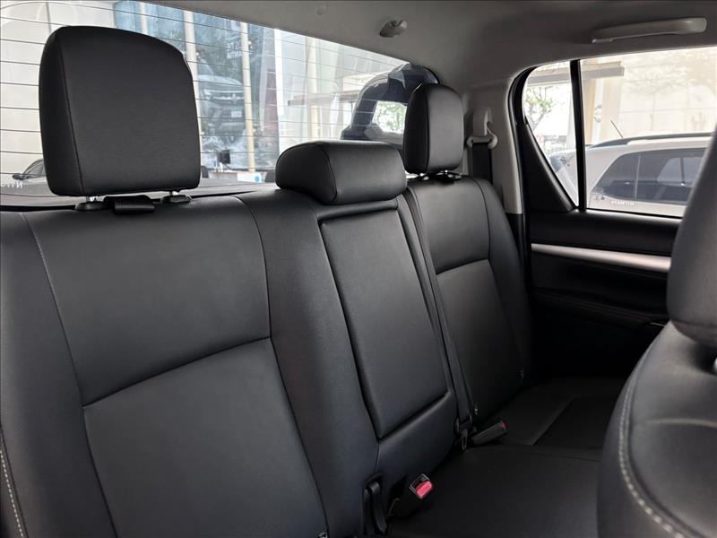  HILUX  2.8 D-4d Turbo CD SRV 4X4 7