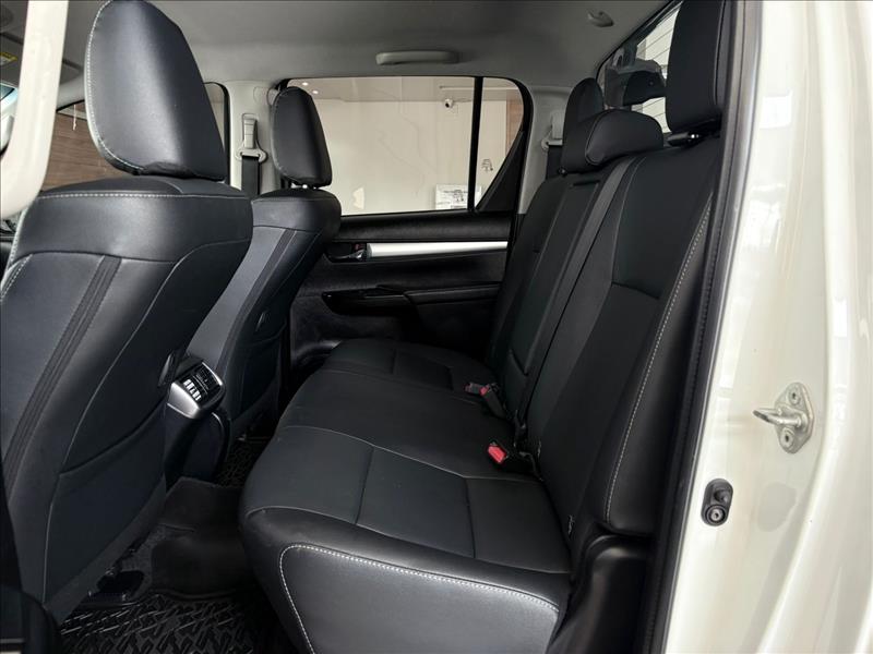  HILUX  2.8 D-4d Turbo CD SRV 4X4 9