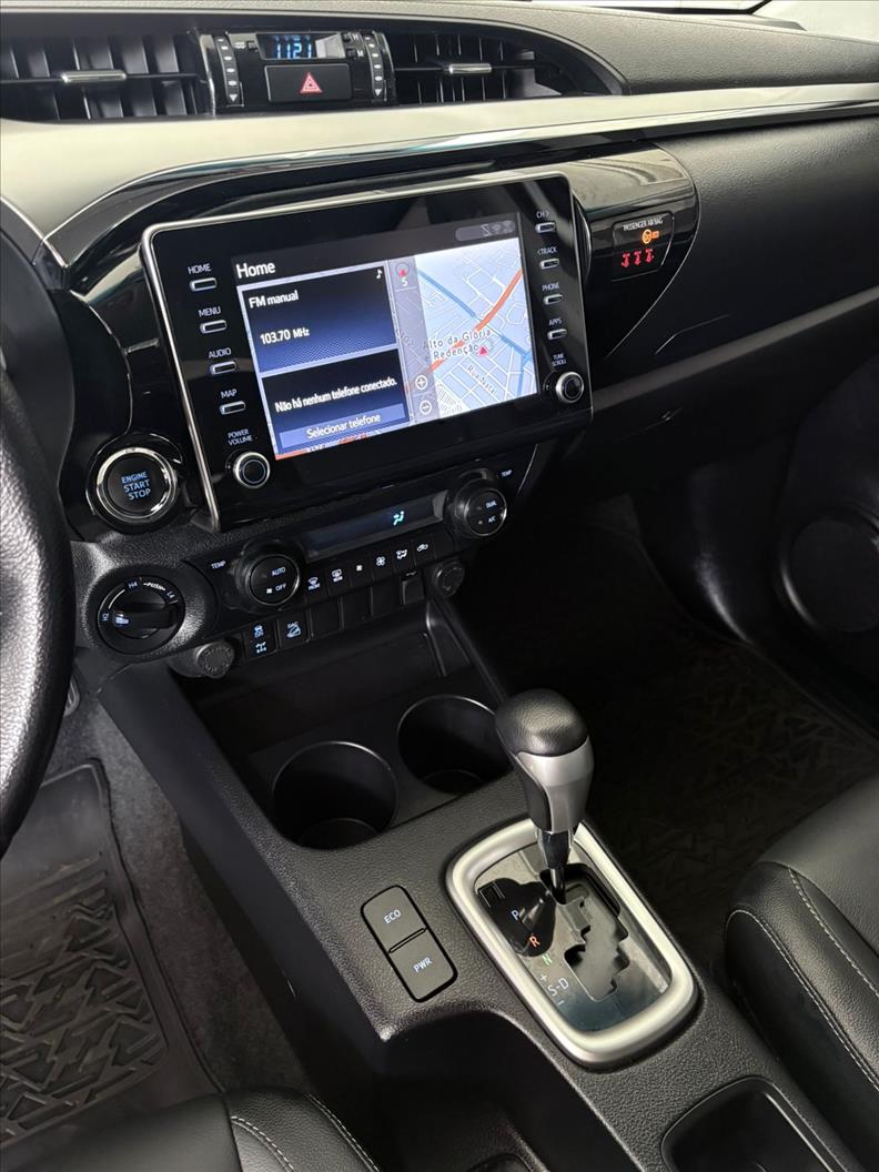  HILUX  2.8 D-4d Turbo CD SRV 4X4 12